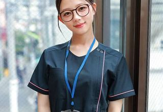 Nữ bác sĩ trẻ Miri Ototsuki debut phim sex quyến rũm